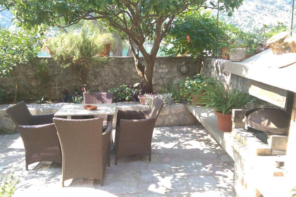 Garden Apartment- Near Sea 2 도브로타 외부 사진