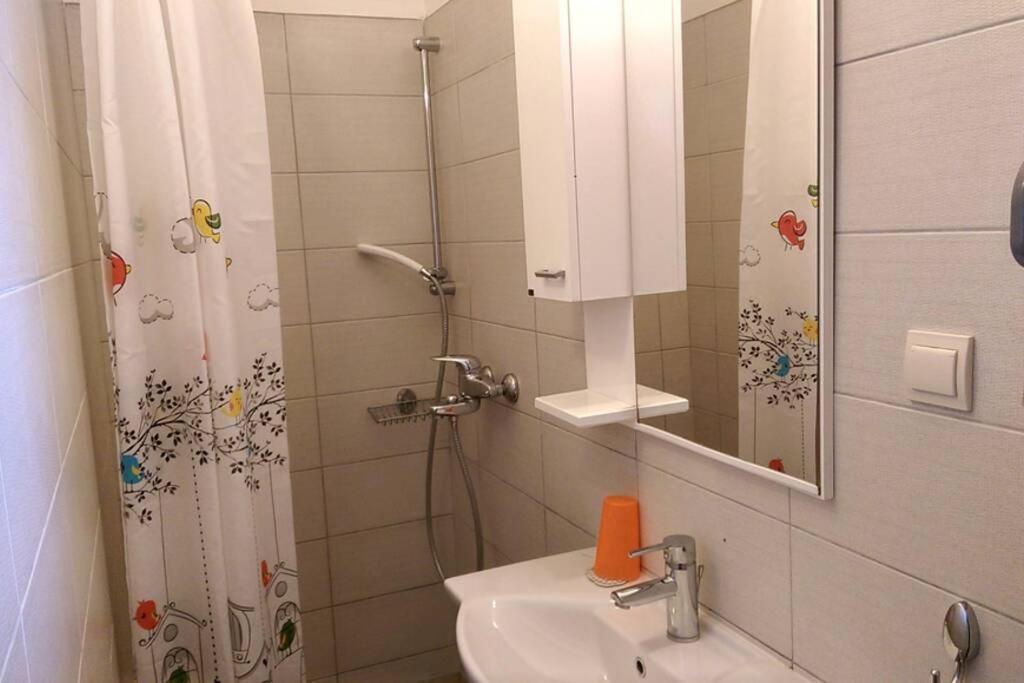 Garden Apartment- Near Sea 2 도브로타 외부 사진